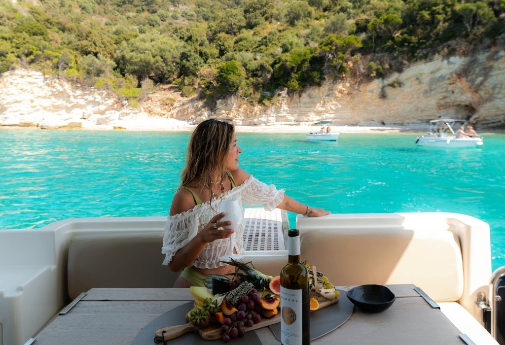 daily tour from corfu to syvota with luxury yacht